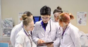 В Ярославской области стартовал новый профориентационный проект «Призвание – медицина»