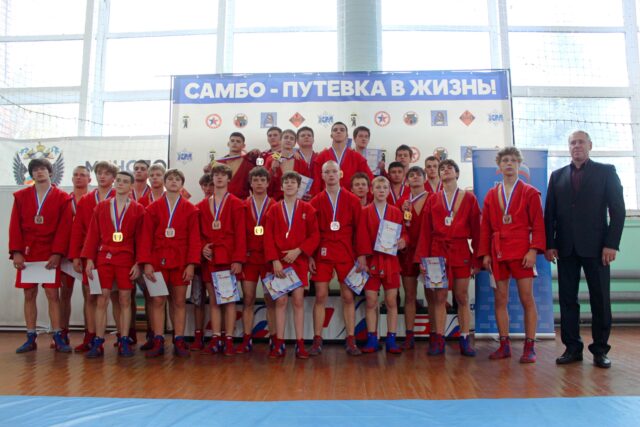 Спортсмены из Рыбинска привезли россыпь медалей с первенства Ярославской области по самбо