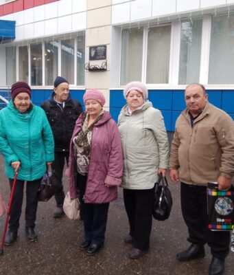 Медицинскими шаттлами для поездок в опорные больницы региона уже воспользовались около 400 пациентов