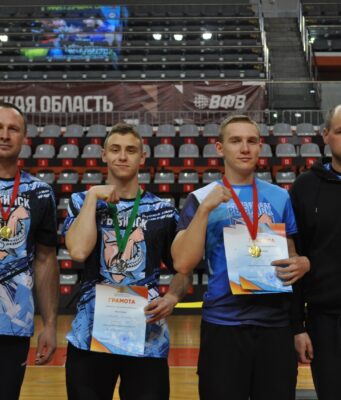 Рыбинские спортсмены стали чемпионами по армрестлингу
