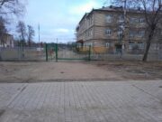 При объявлении беспилотной опасности родители могут самостоятельно решить, идти ли ребенку в школу