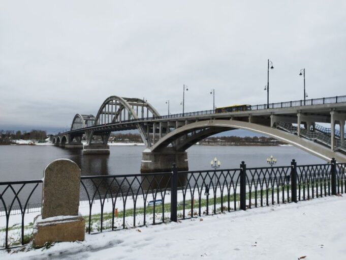 Мост в Рыбинске засияет к новогодним праздникам