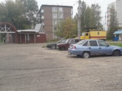 В Рыбинске убирают автохлам с улиц