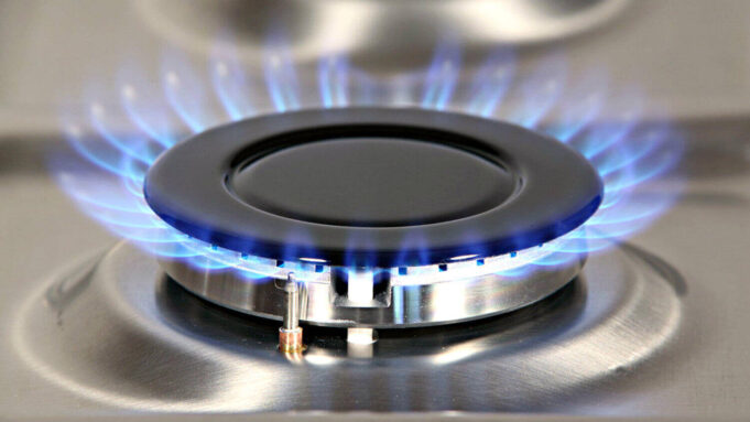 Ярославские газовики напоминают о важности регулярной проверки тяги в дымовых и вентиляционных каналах