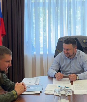 В Центре развития ЖКХ региона приступили к работе участник программы «Герои Ярославии»