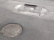 Михаил Евраев поручил до конца декабря устранить дефекты на люках в центре Ярославля