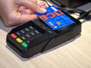 ПСБ в Ярославле запустил акцию «Кешбэк за пенсию» к новогодним праздникам