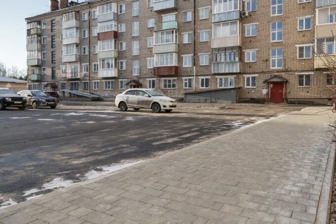 Ремонт дворов в Рыбинске завершат на этой неделе
