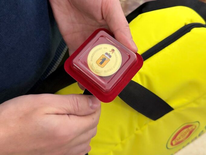 Памятные медали «Рожденному на Ярославской земле» начали вручать в регионе