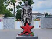 Около 270 воинских мемориалов и захоронений благоустроено по областной программе