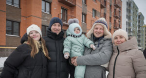 Жители аварийных домов Рыбинска получили ключи от новых квартир