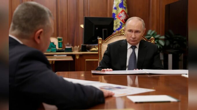 Михаил Евраев встретился с президентом России Владимиром Путиным