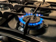 Ярославские газовики напоминают: привычка открывать окно до включения газовых приборов может спасти жизнь