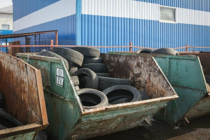 Рыбинцы могут бесплатно сдать старые автопокрышки