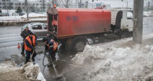 В Рыбинске начали чистить ливневые стоки