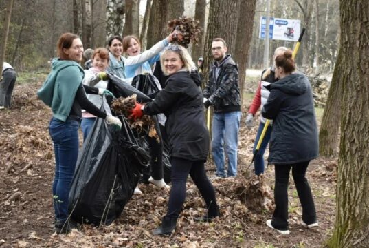 Тысячи жителей Ярославской области приняли участие во Всероссийском субботнике