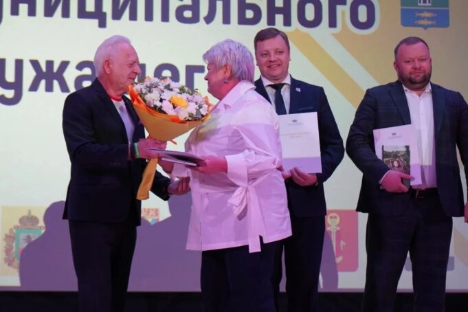 Представителям местного самоуправления Ярославской области вручили награды