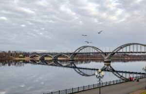 Двое жителей Рыбинска стали фигурантами уголовного дела о коммерческом подкупе, который был совершен во время ремонта моста через Волгу