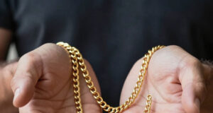 В Рыбинске полицейские раскрыли кражу золотых украшений