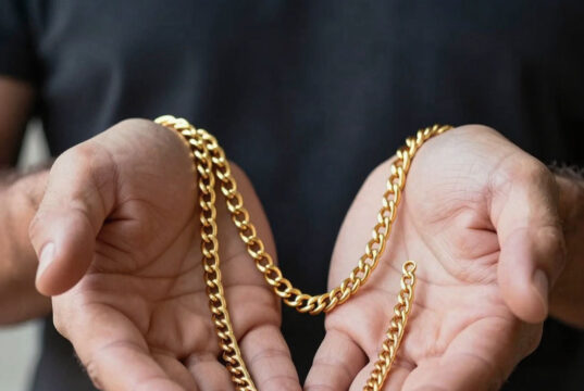 В Рыбинске полицейские раскрыли кражу золотых украшений