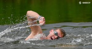 Александр Степанов взял все возможные личные награды на чемпионате России по плаванию на открытой воде