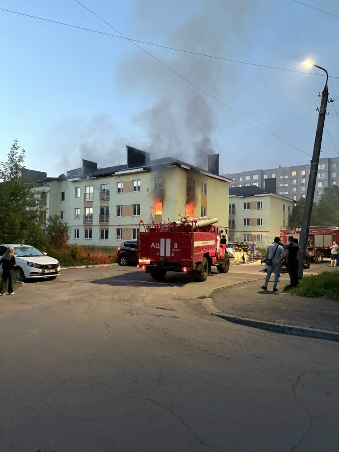 В Рыбинске вновь произошел пожар в одном из домов под расселение на улице Щепкина
