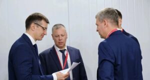 Михаил Евраев и Борис Эбзеев обсудили развитие электросетевой инфраструктуры Ярославской области