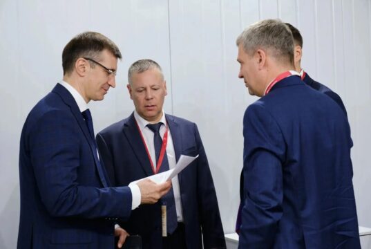 Михаил Евраев и Борис Эбзеев обсудили развитие электросетевой инфраструктуры Ярославской области
