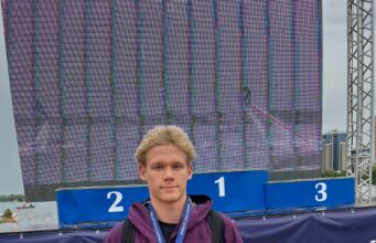 Александр Степанов завоевал второе золото чемпионата России по плаванию на открытой воде