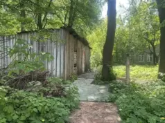 В Ярославской области продолжают борьбу с заброшенными зданиями
