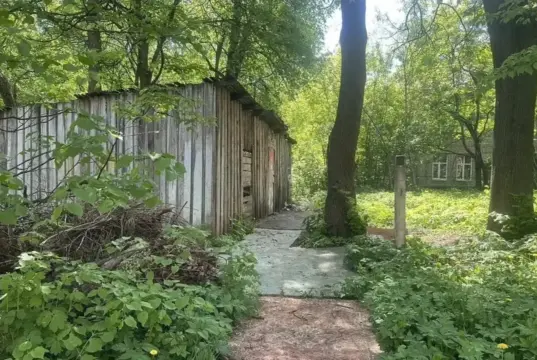 В Ярославской области продолжают борьбу с заброшенными зданиями