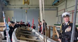 В Рыбинске восстановили парусную шлюпку ЯЛ‑6 для Клуба юных моряков имени Евгения Коврижных