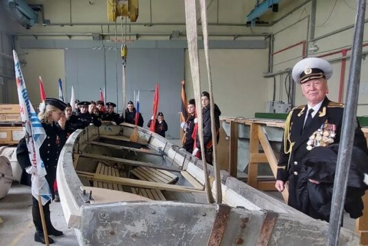 В Рыбинске восстановили парусную шлюпку ЯЛ‑6 для Клуба юных моряков имени Евгения Коврижных