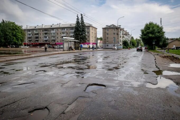 Проблемные дороги на улице Куйбышева, Рыбинской и Кулибина начнут ремонтировать уже в этом году