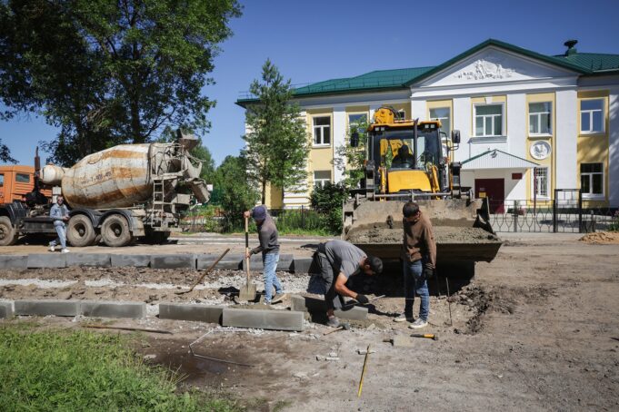 В Рыбинске благоустраивают проезд к Православной гимназии