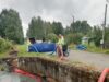 В Копаево ликвидируют загрязнение водоотводной канавы на улице Ошурковской