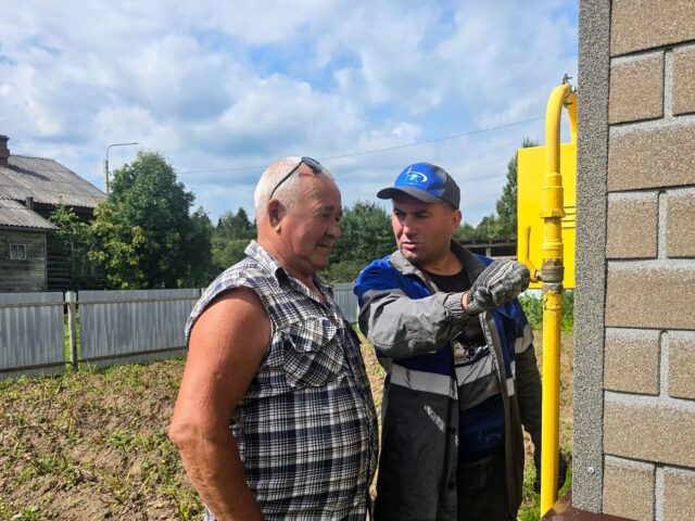 Дома в поселке Шашково Рыбинского округа начали подключать к газовым сетям
