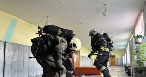 Учения по отработке действий при террористических угрозах прошли в образовательных учреждениях Ярославской области