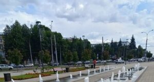 Фонтан на площади Жукова в Рыбинске наконец‑то починили